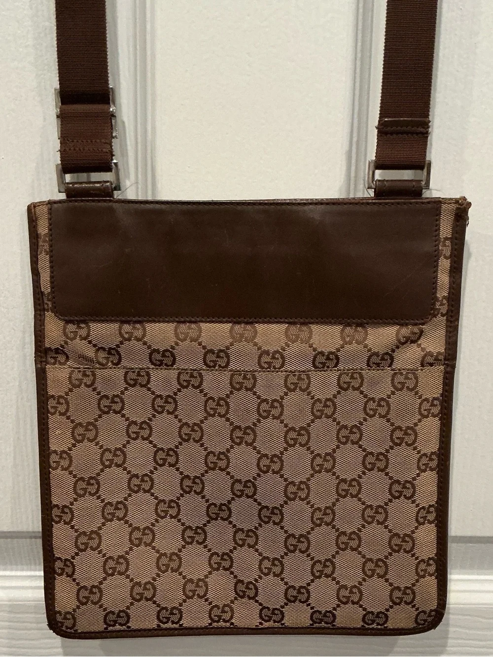 Gucci Beige Brown Signature Canvas Messenger Bag